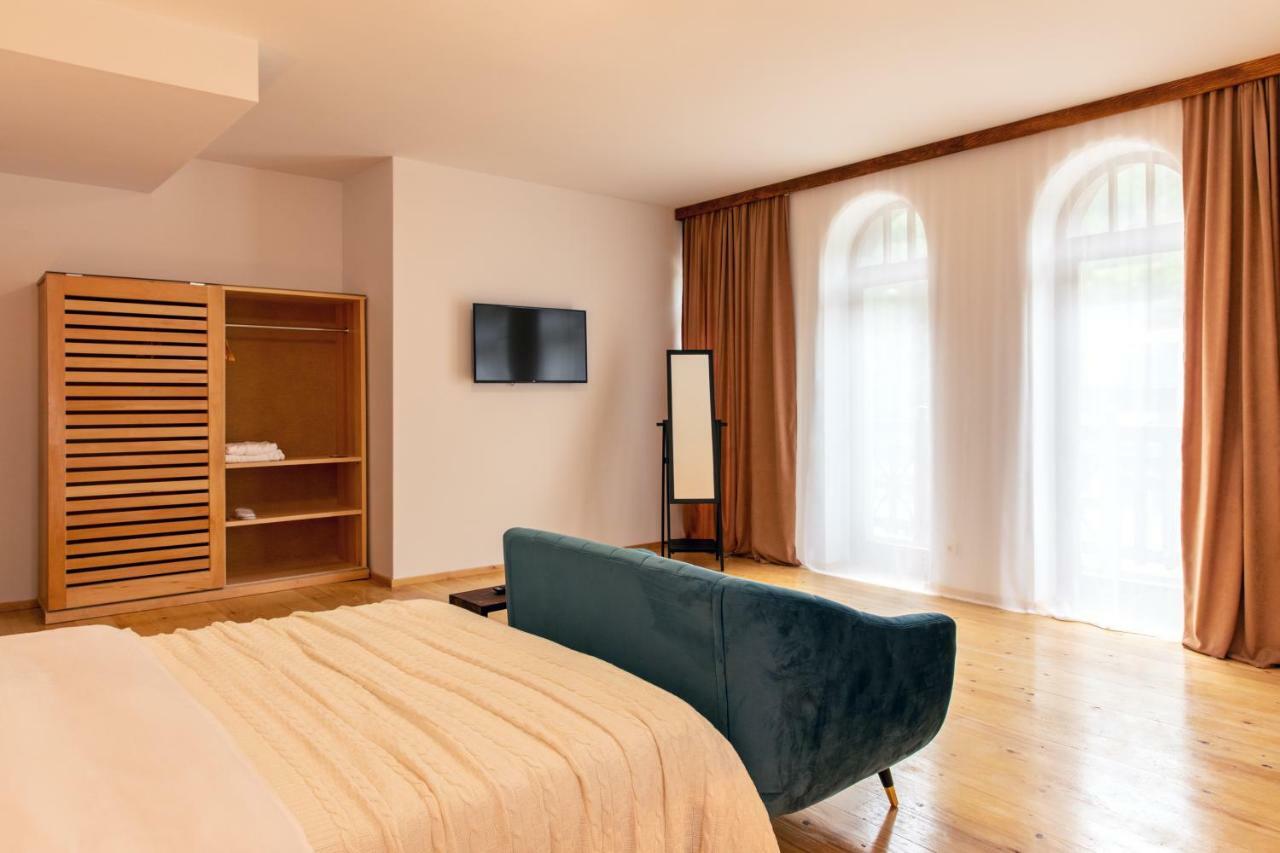 Hotel Posta Mestia Buitenkant foto